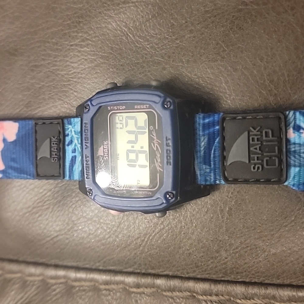 Freestyle Shark Clip Watch with Blue and Pink Design
